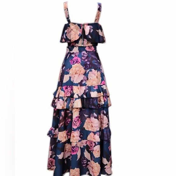 Large two piece wedding guest dress - Picture 2 of 3